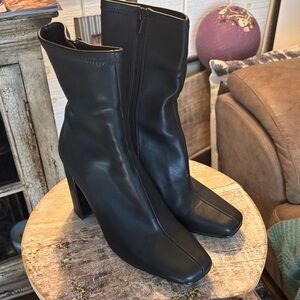 Steve Madden Sleek Black Heeled Boots